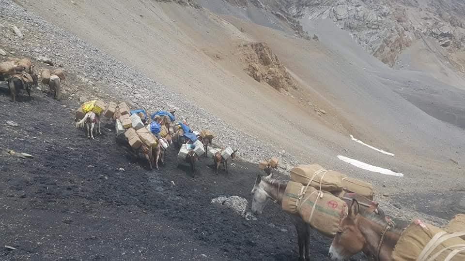 चौथोपटक खुल्यो टिंकर नाका, २१ जना व्यापारी ताक्लाकोट प्रस्थान